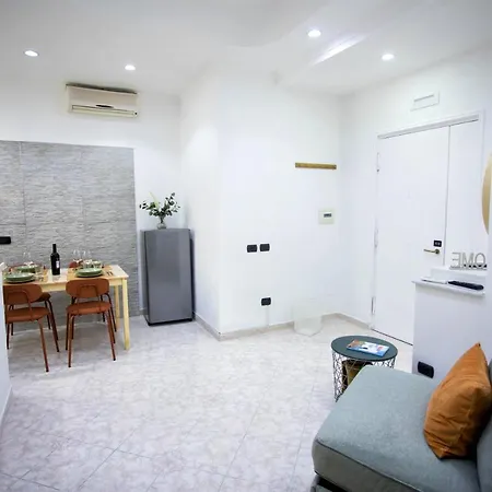 Casa Pelusa: Apartment Near Maradona Murales-2